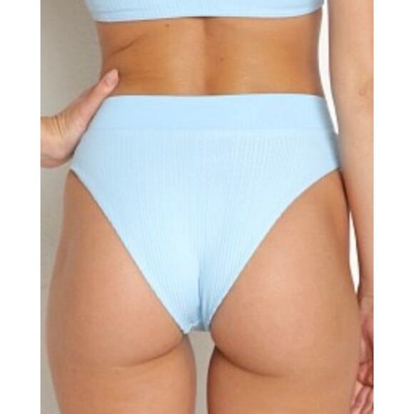 L Space Sky Blue Court Bitsy Bikini Bottom S NWT - Picture 3 of 3